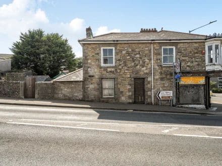 3 Bedroom House, Former Shop & 10 Garages